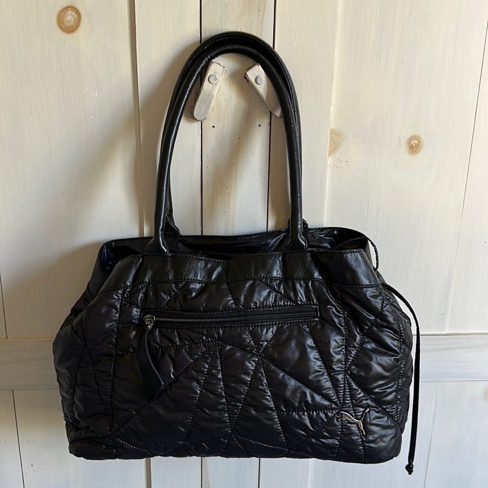 Quilted shoulder bag